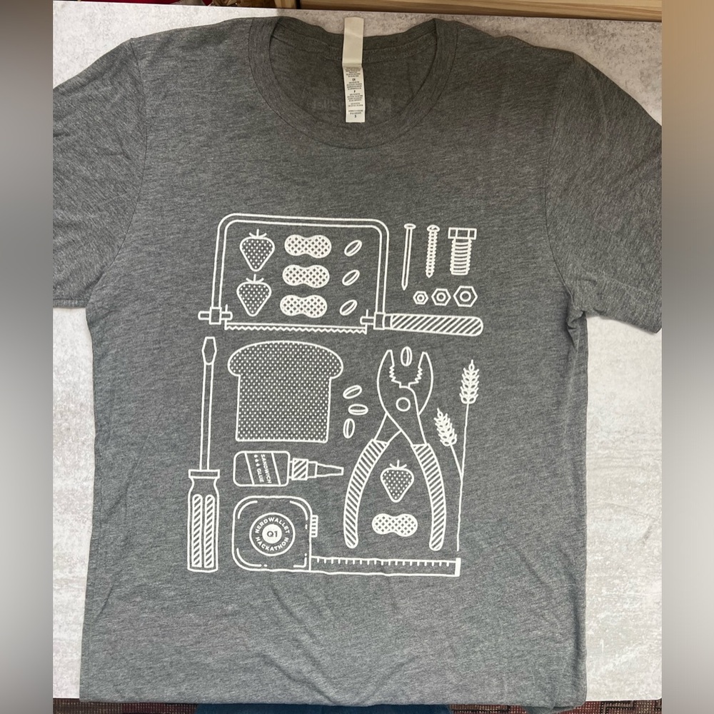 woman gray gently used T-shirt size S